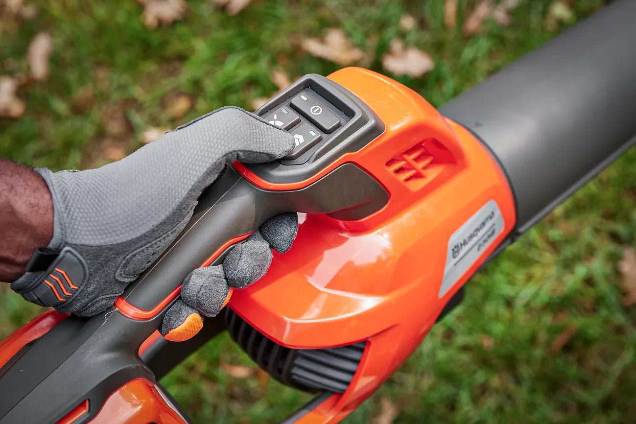 Husqvarna 230iB Handheld Cordless Blower