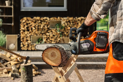 Husqvarna 242i Cordless Chainsaw