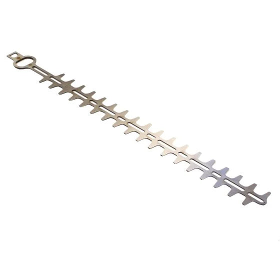 Double Sided Cutting Blade For Optimal Hedge Cutting