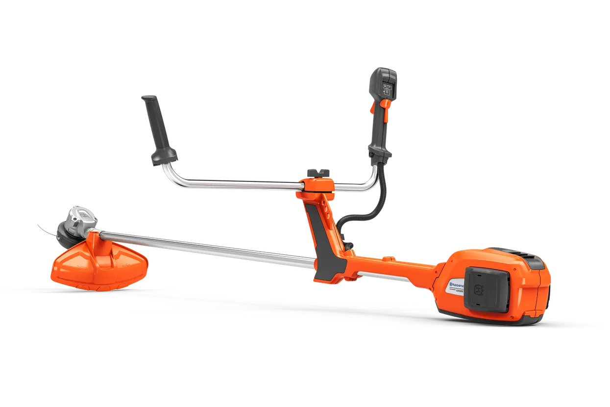 Husqvarna 520iRX Pro Cordless Brushcutter (Tool only with T25B Trimmer Head & 255-4 Grass Blade)