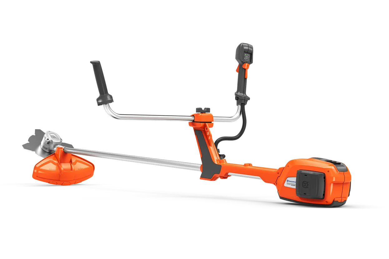 Husqvarna 520iRX Pro Cordless Brushcutter (Tool only with T25B Trimmer Head & 255-4 Grass Blade)