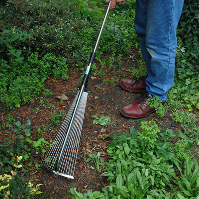 Darlac DP465 Expanding Telescopic Rake 15 tines Metal