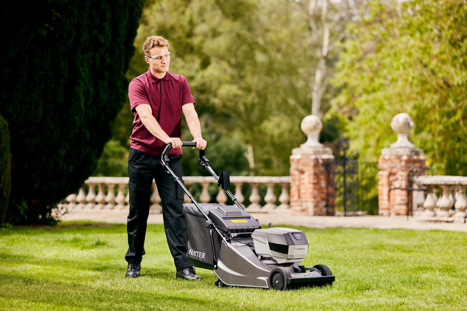 Hayter Harrier 41 Pro HA378A Rear Roller Cordless Mower 16"