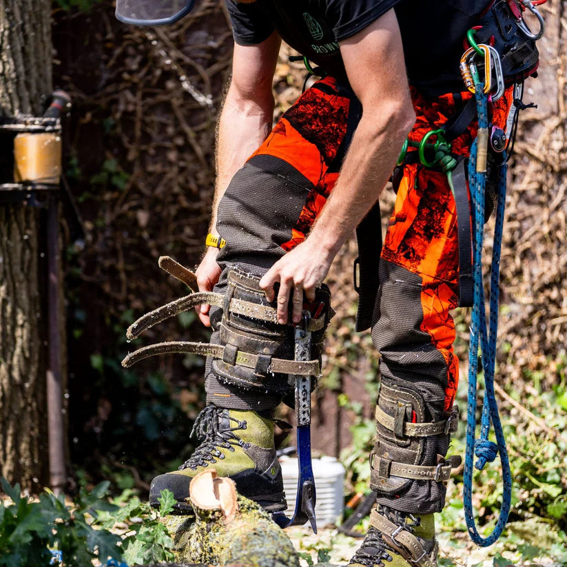Arbortec AT4060 Breatheflex Pro Realtree Chainsaw Trousers Design A Class 1 - Orange
