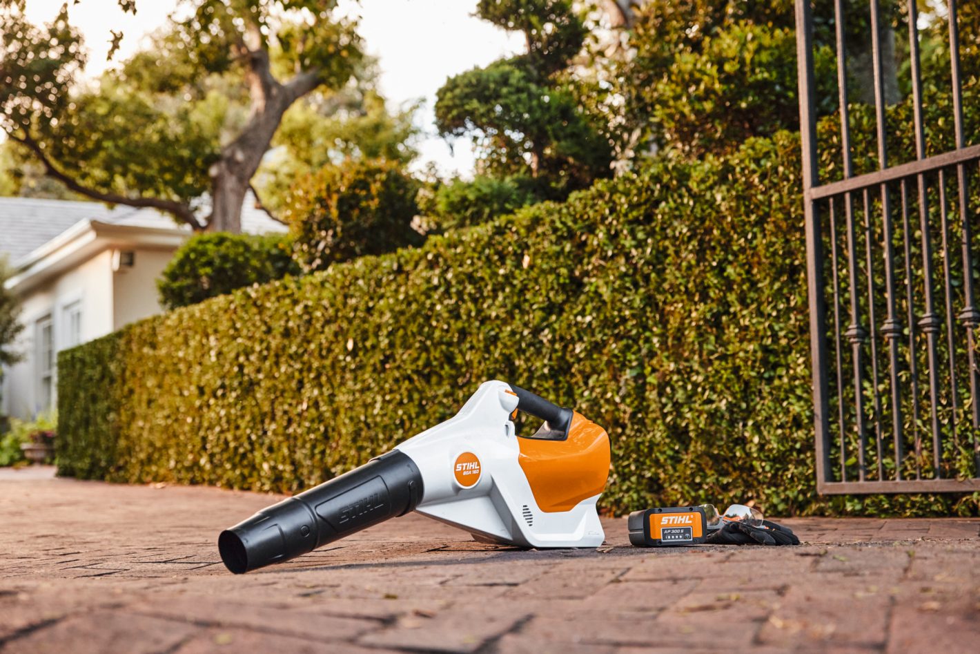 Stihl BGA160 Handheld Cordless Blower