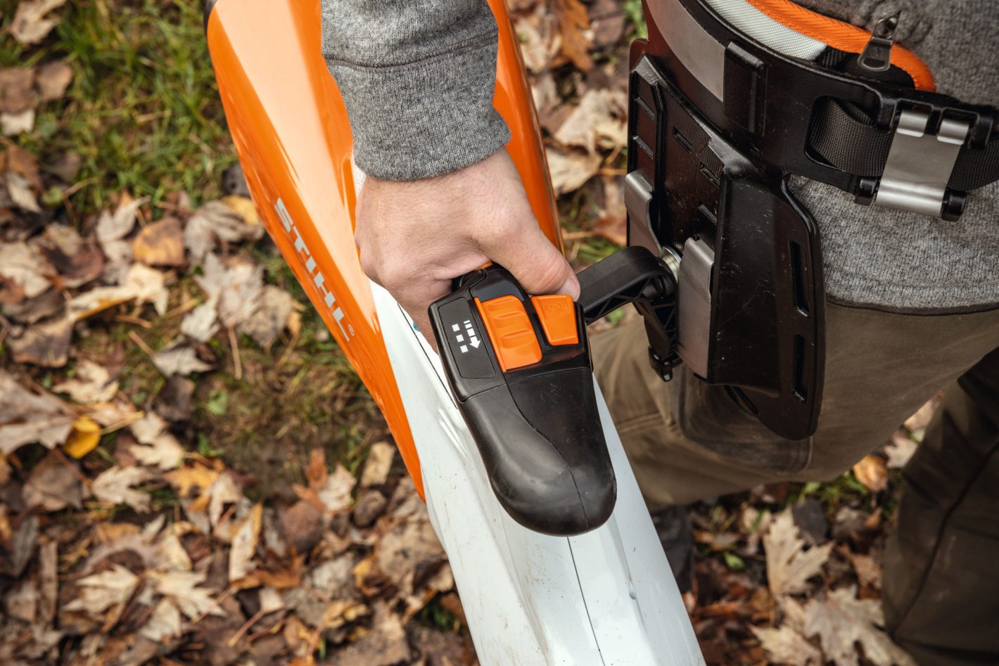 Stihl BGA200 Cordless Blower with Optional Comfort Carry System