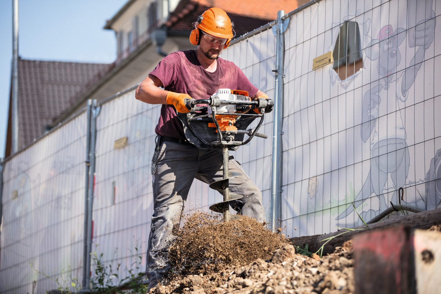 Stihl BT131 Single Operator Petrol Earth Auger