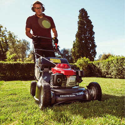 Honda Premier Pro HRH536HXE Hydrostatic Self Propelled Petrol Mower 21"
