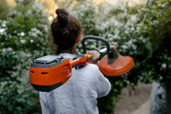 Lightweight & Ergonomic Design