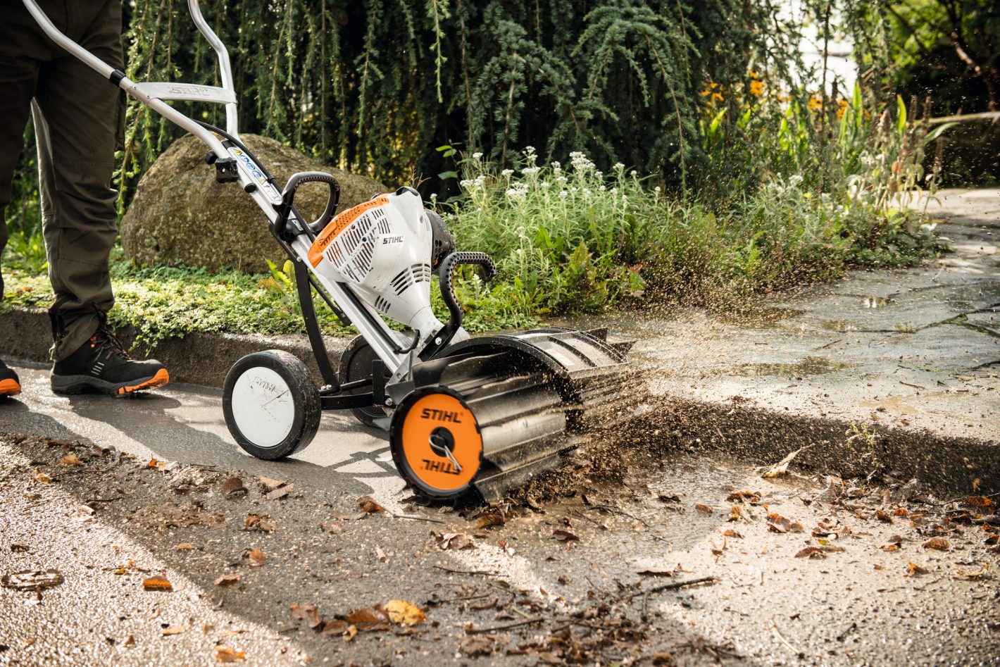 Stihl KW-MM Power Sweeper MultiTool Attachment