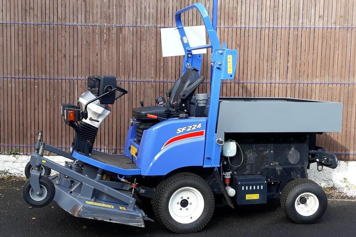 USED Iseki SF224 Outfront Diesel Ride On Mower