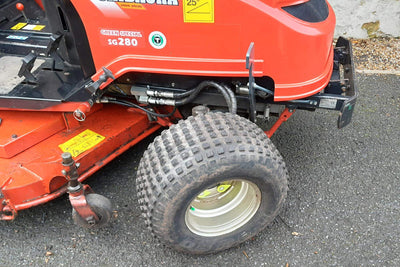 USED Shibaura SG280 4WD Ride On Bank Mower