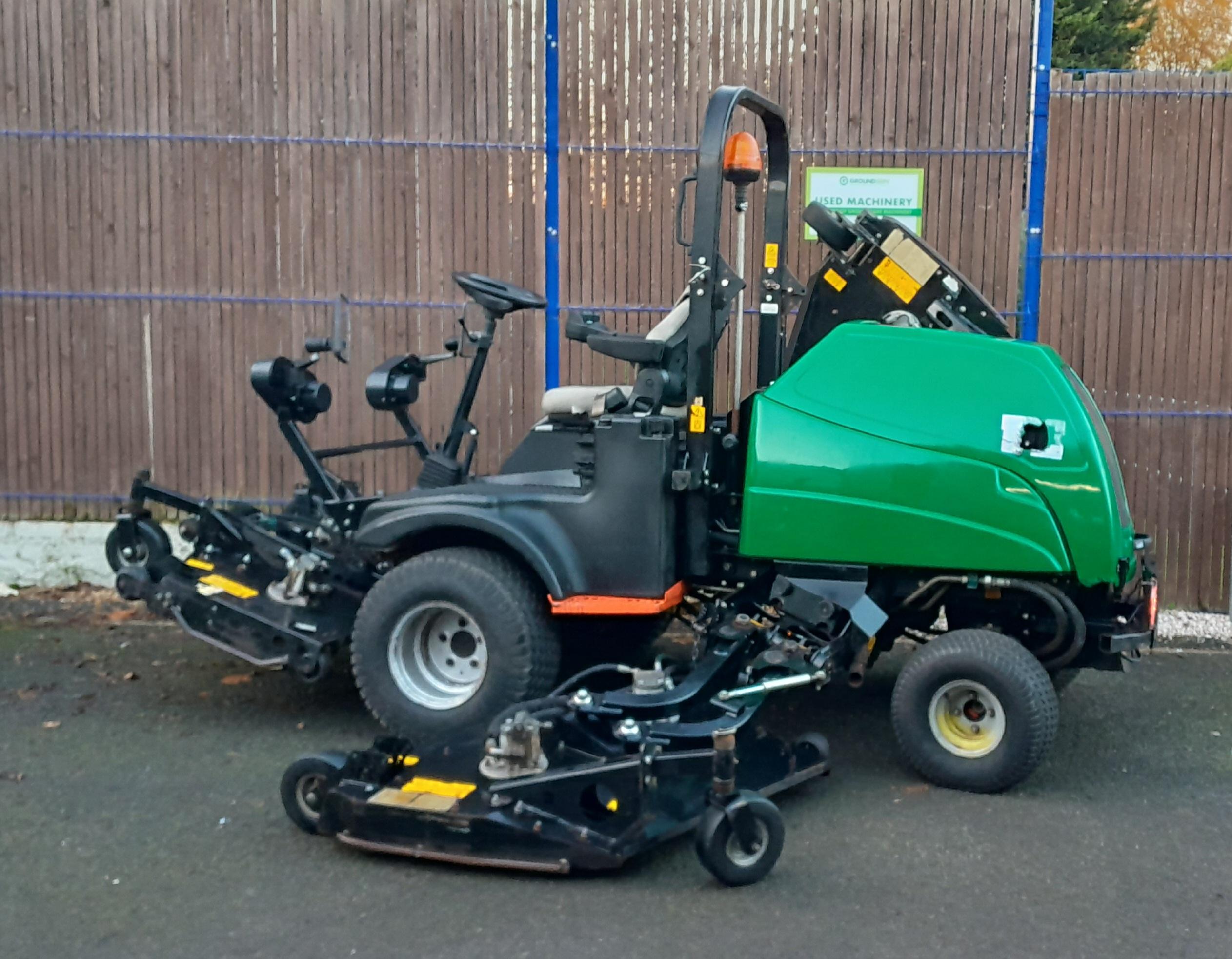 Ransomes MP653 Batwing Rotary ride-on mower - Image 3