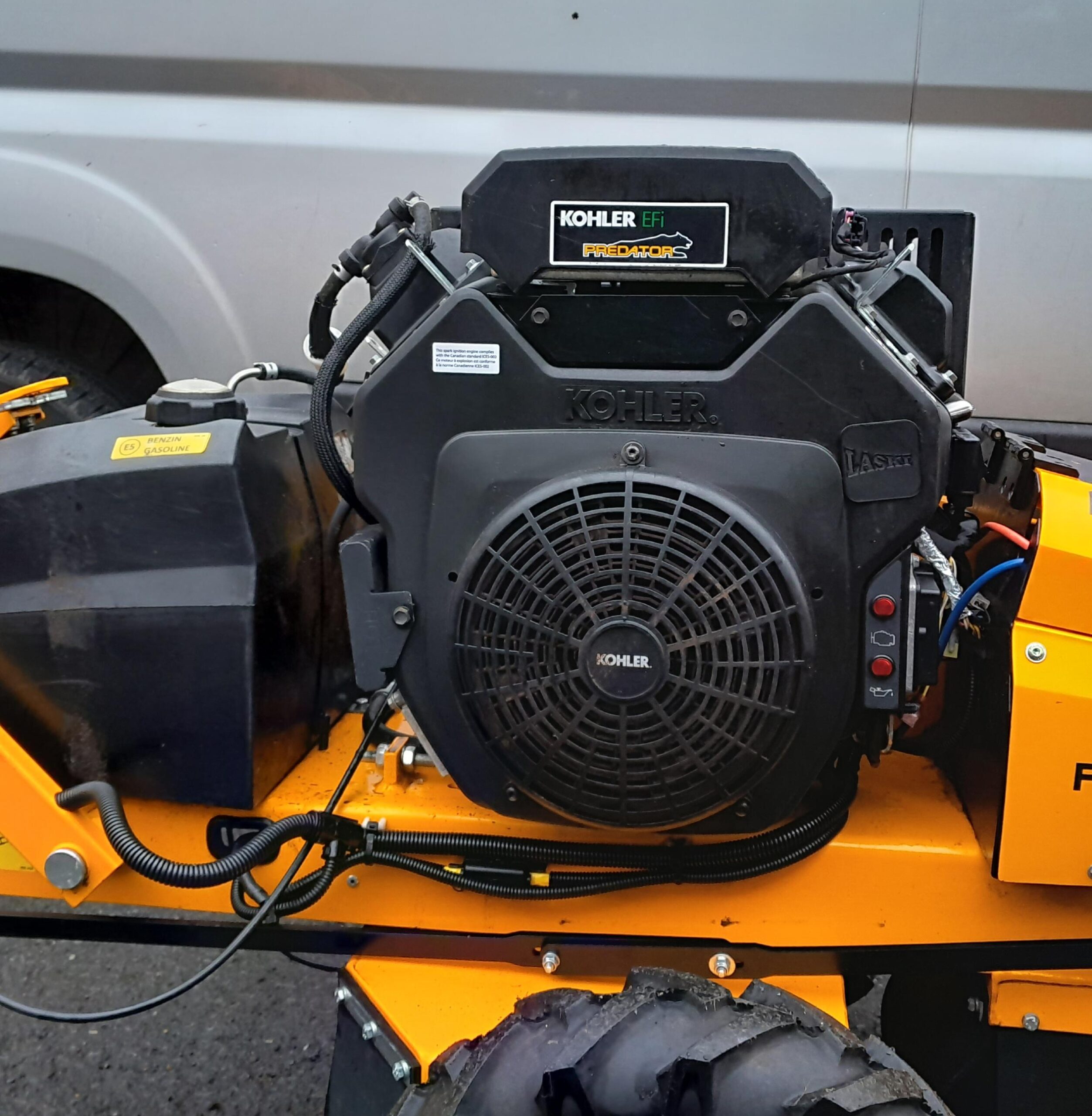 ( SOLD) Predator 460 Stump Grinder petrol - Image 4