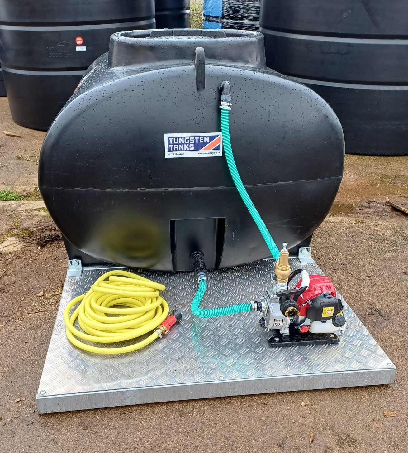 Skid mounted 1200L watering unit with Honda 1" pump