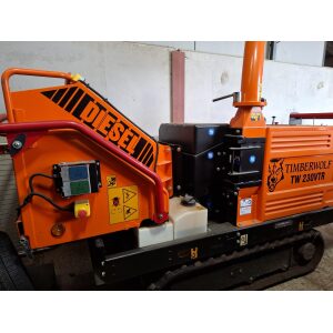 (SOLD) Timberwolf TW230 VTR diesel tracked wood chipper